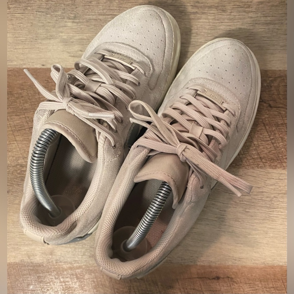Nike Air Force 1 Suede Desert Sand Jester, size 9